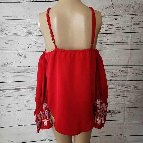 Banjara Off Shoulder Bell Sleeve Top  Medium NWT - Picture 3 of 5